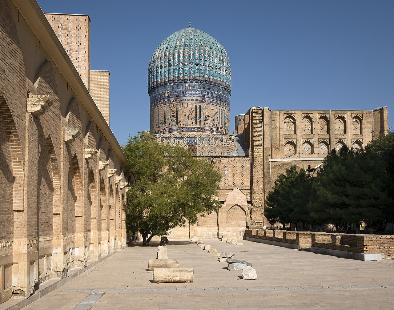 A Short History of the Silk Road in Uzbekistan