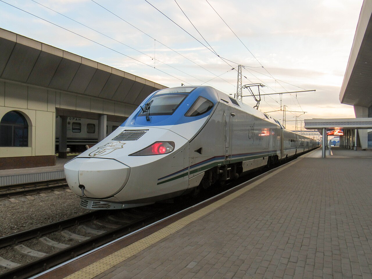 Tashkent to Samarkand: Transport Guide